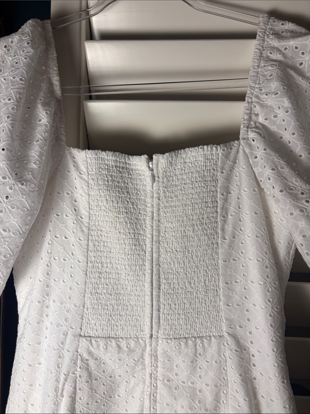 Lilly Pulitzer Daniela Crisp White Eyelet Puff Sleeve Mini Dress EUC Size 8 - Picture 13 of 17